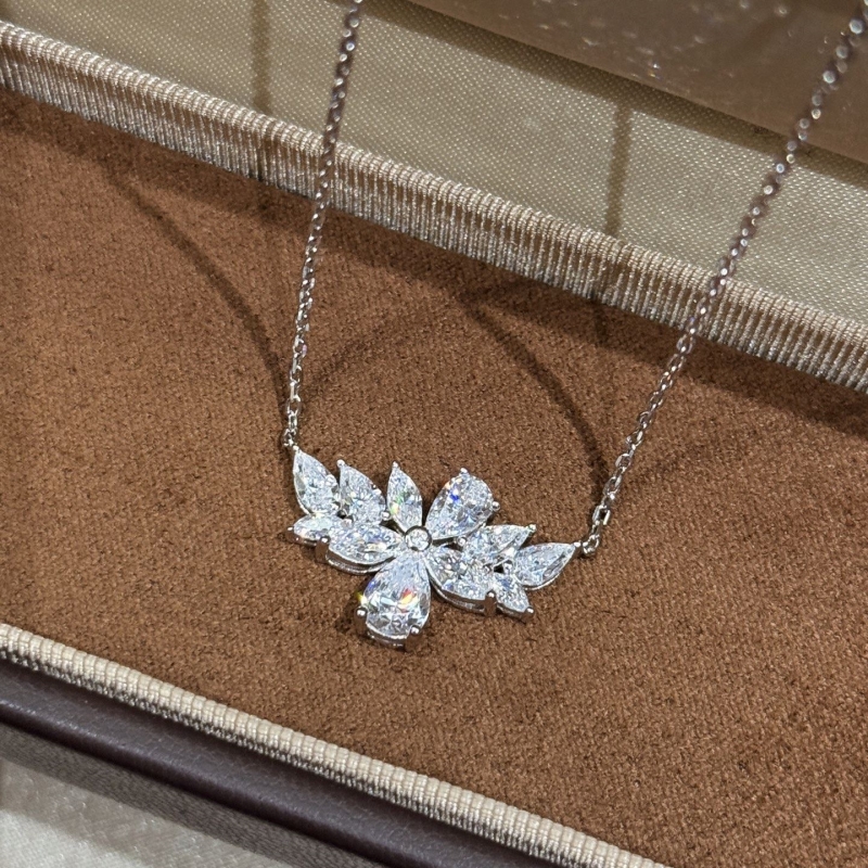 HARRY WINSTON